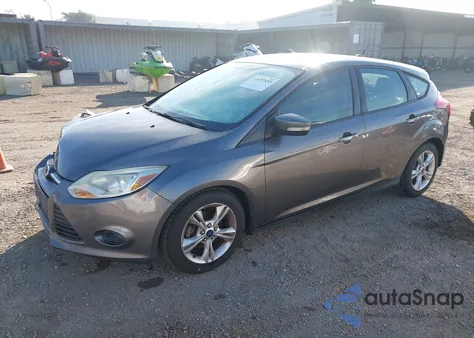 2014 Ford Focus Se z USA, uszkodzony, nr VIN 1FADP3K2XEL150027